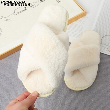 Fluffy slippers for women