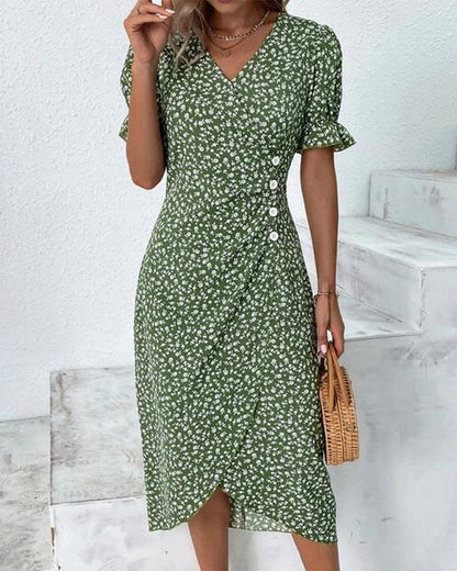Cm | Floral midi dress with overlapping, ruffled sleeves