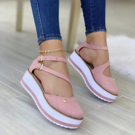 LP | wedge sandals-chic