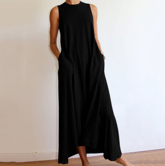 LP | Maxi sleeveless dress with simple round neckline