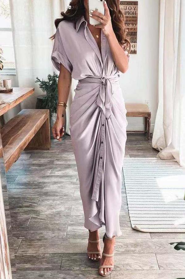 LP | Beautiful satin dress with buttons and veil