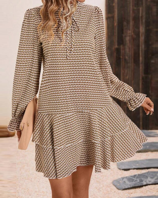 LP | Elegant long-sleeved dress