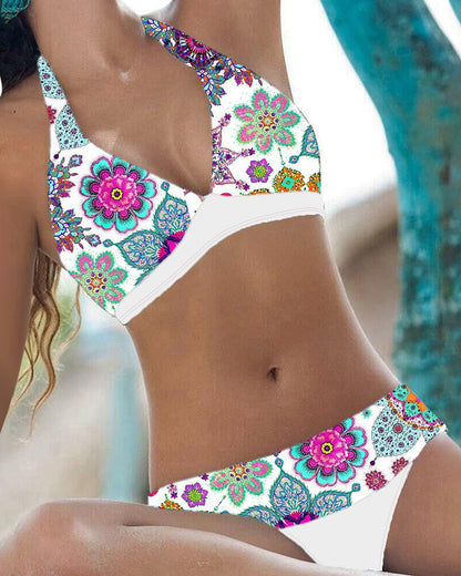 Floral-patterned bikini set
