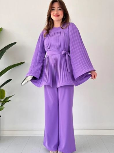 Antonia - Pleated and flared top and pants