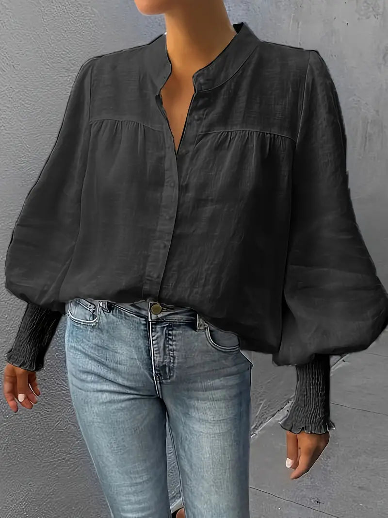 LP | Elegant blouse with lantern sleeves