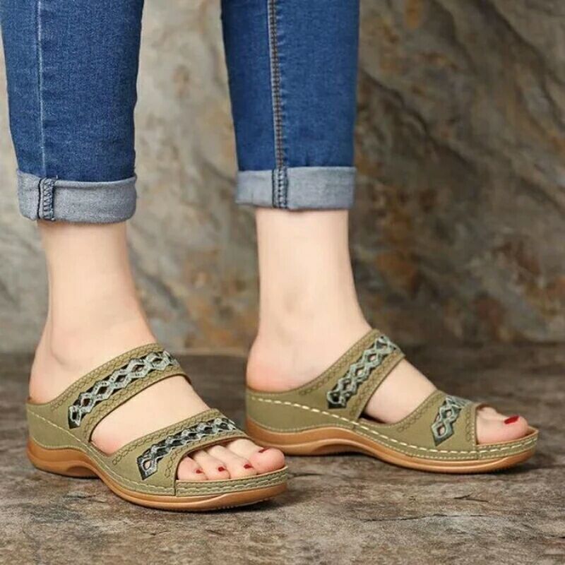 LP | Versatile and lightweight sandals