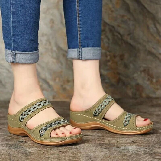 LP | Versatile and lightweight sandals