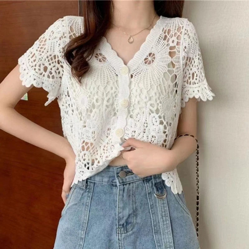 LP | casual-and-versatile top