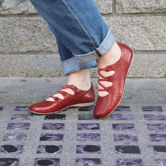 LP | Casual chic ballet flats with straps