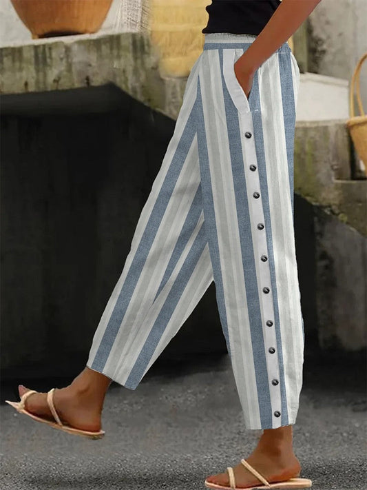 Loose casual pants with stripe pattern.