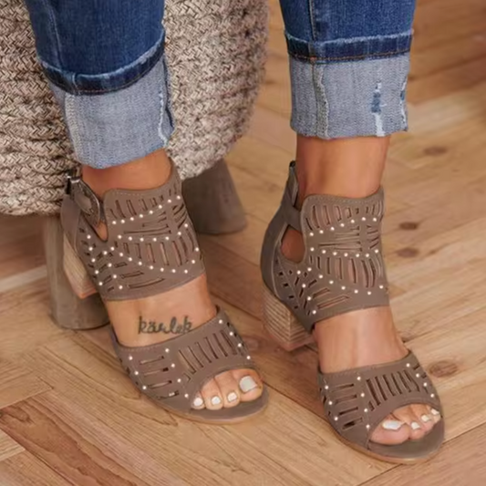 LP | Sandals with heel and hem-to-heel