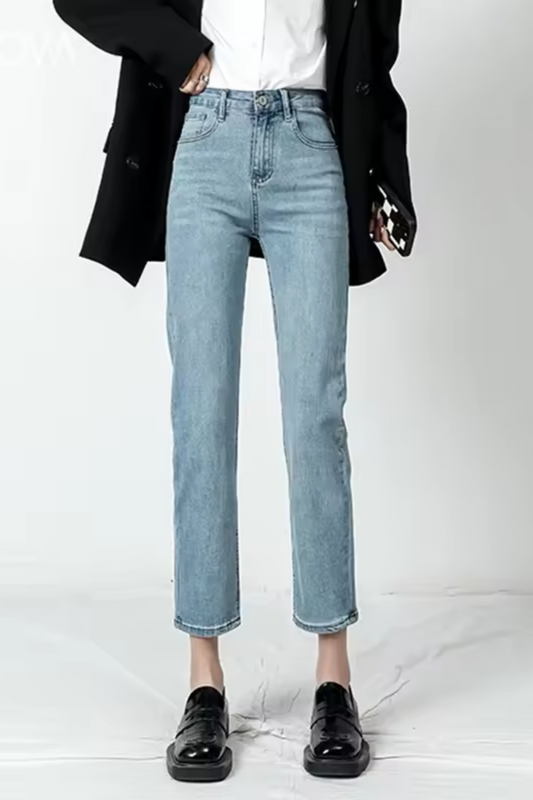 Clara | Women's Vintage Mid-Waist Jeans