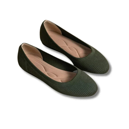 LP | Generic, relaxed and timeless sandals
