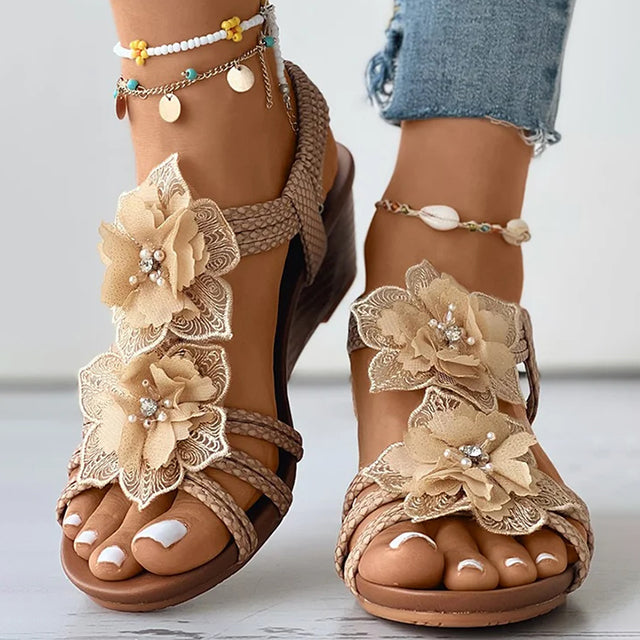 LP | Wedge sandals and floral decorations