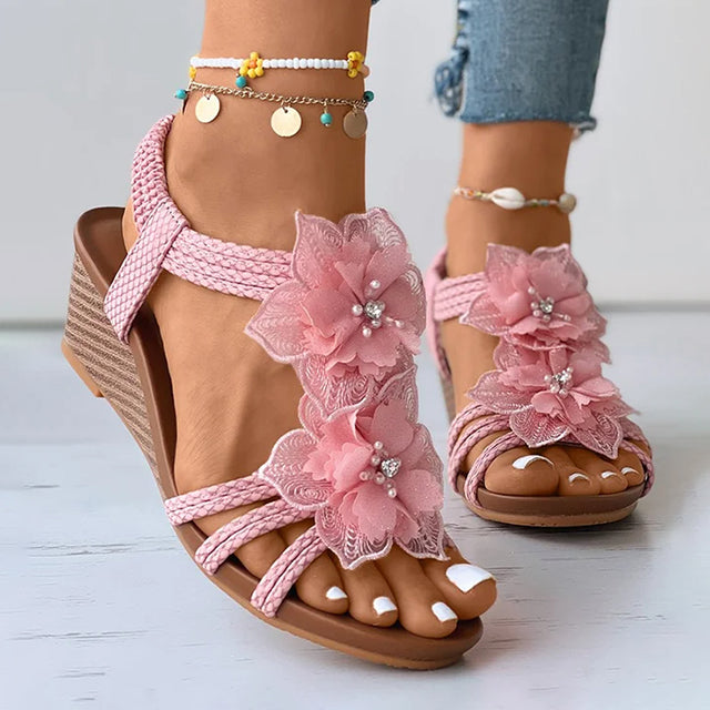 LP | Wedge sandals and floral decorations
