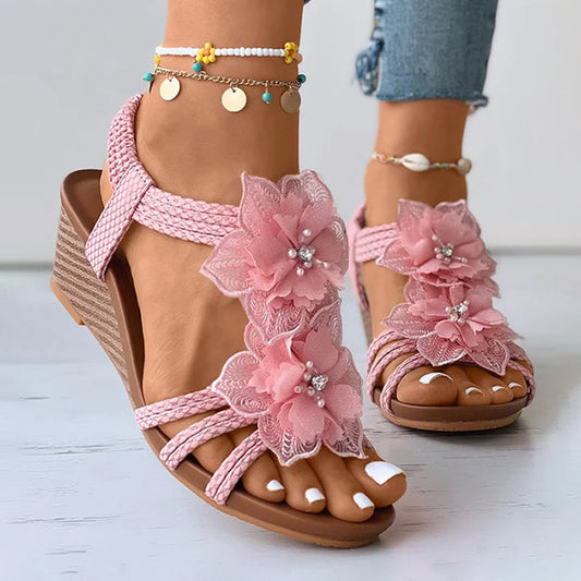 LP | Wedge sandals and floral decorations