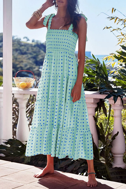 LP | Printed dresses with thin straps and urban fashion patches.