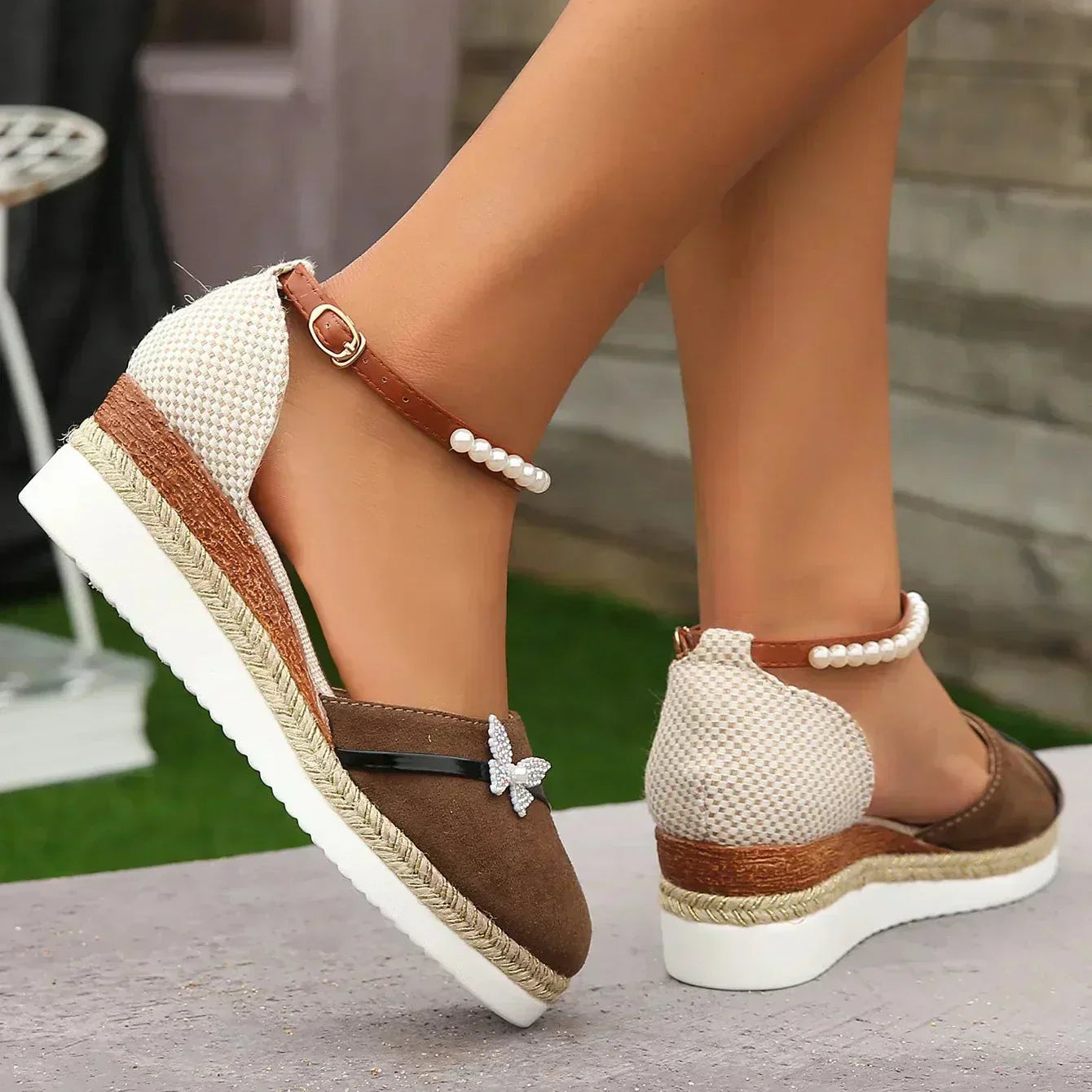 LP | wedge and bow sandals for women