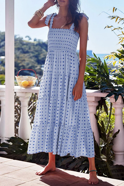 LP | Printed dresses with thin straps and urban fashion patches.