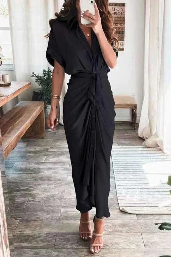 LP | Beautiful satin dress with buttons and veil
