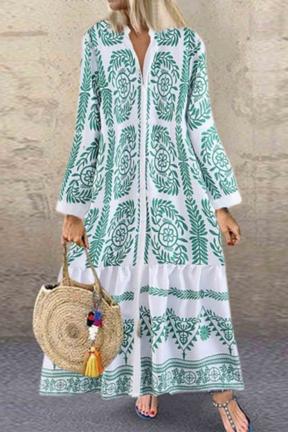 LP | Long dress with high neck and street print