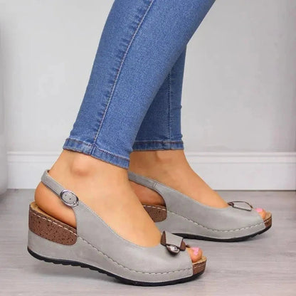 LP | Comfortable and cool summer sandals