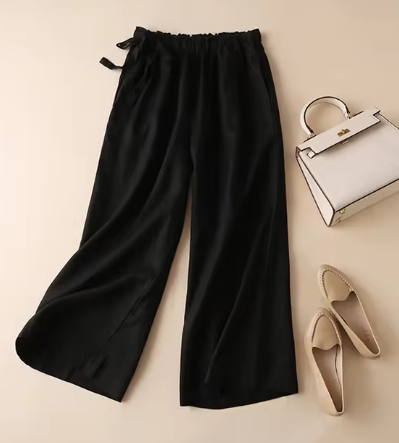 Straight-cut pants with khaki bow and high elastic waist
