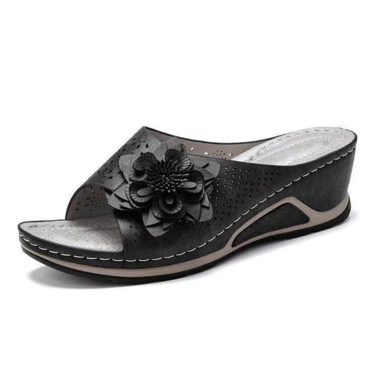 Xiomara® | Orthopedic sandals in soft leather with arch support