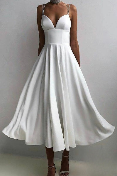 LP | Maxi dress with V-neck and no-frills back