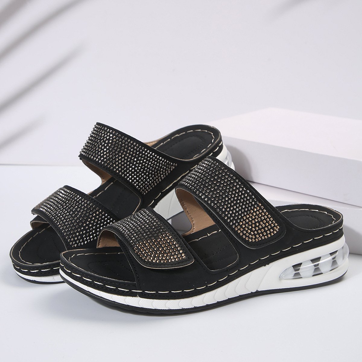 LP | Summer sandals with rhinestones for women
