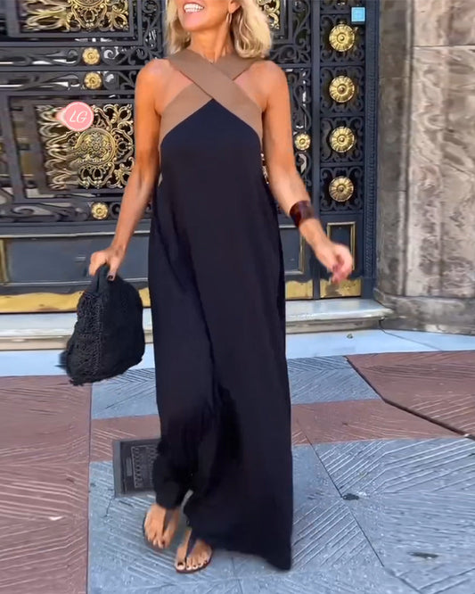 Crossover halterneck dress with irresistible charm