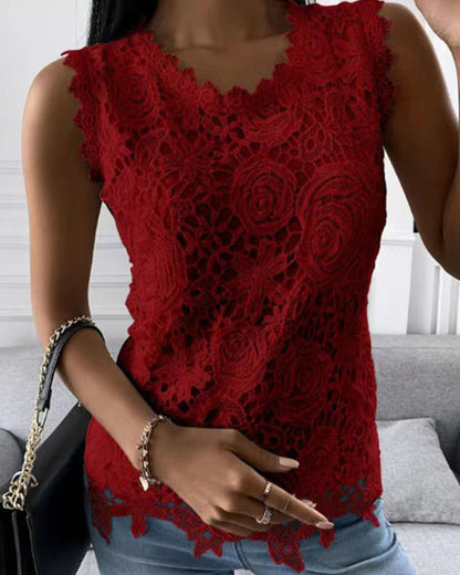 LP | Sleek and simple tank top with lace