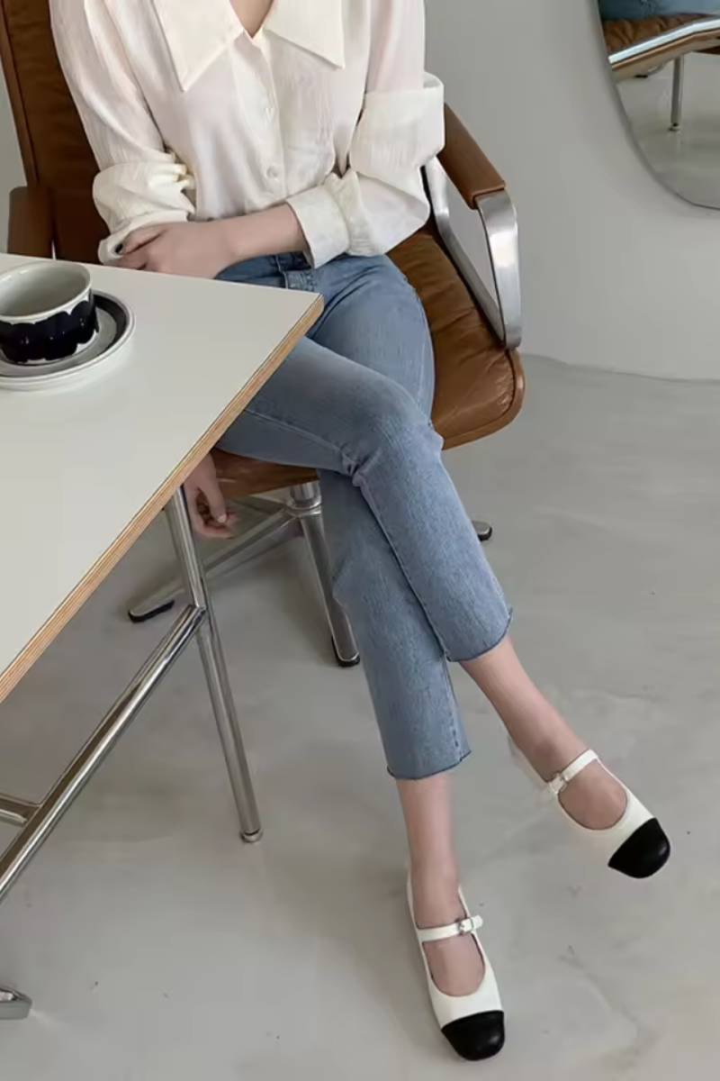 Lila | Women's Light Blue Straight-Leg Jeans
