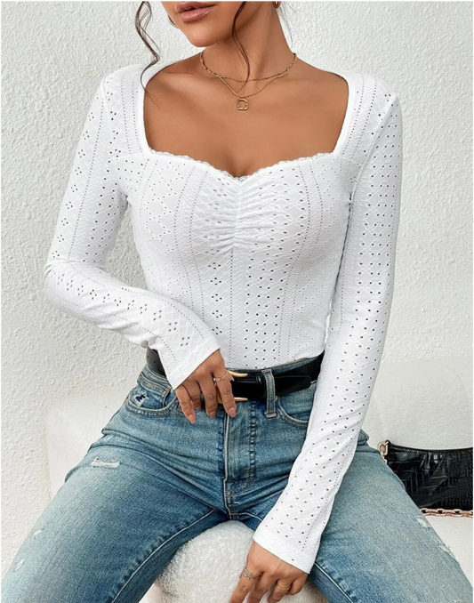 Yara | Fashionable - Embroidered long-sleeved top