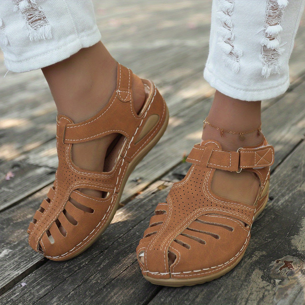 LP | Classic and Elegant Sandals