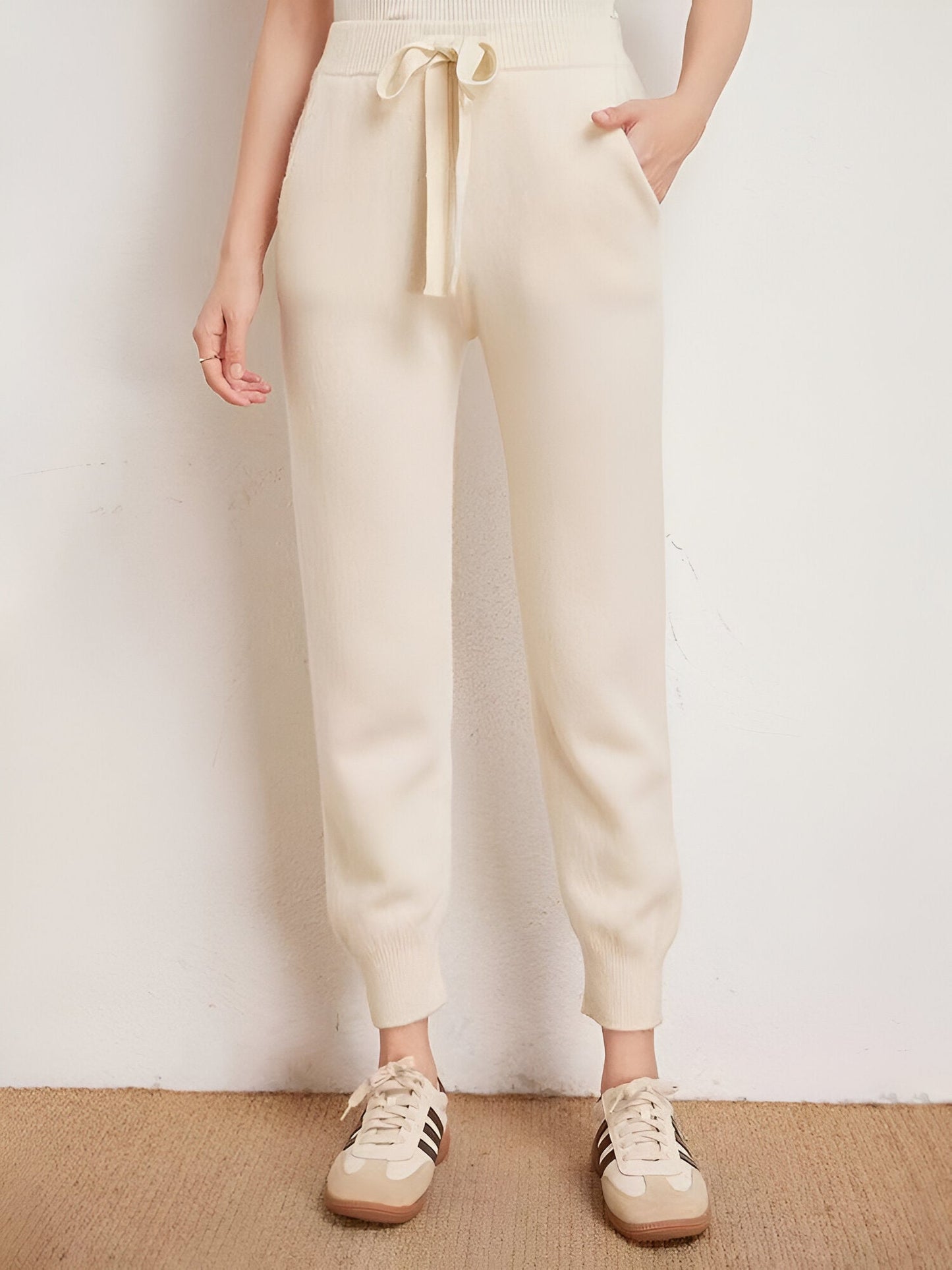 Calista | Knitted wool pants