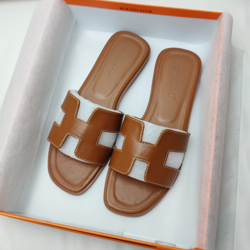 Comfortable and fashionable slippers - TrendySoft