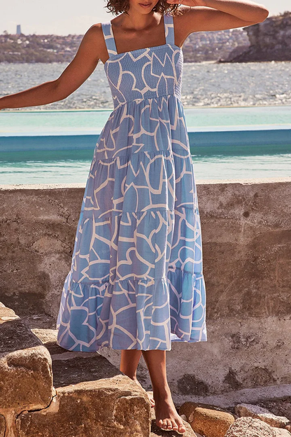 LP | Printed dresses with thin straps and urban fashion patches.