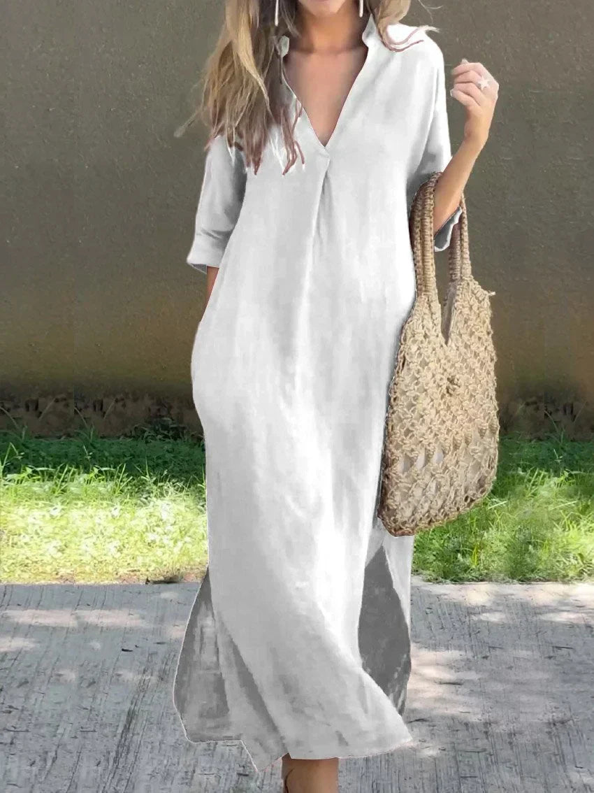LP | Simple linen dress with V-neck and breast pocket.