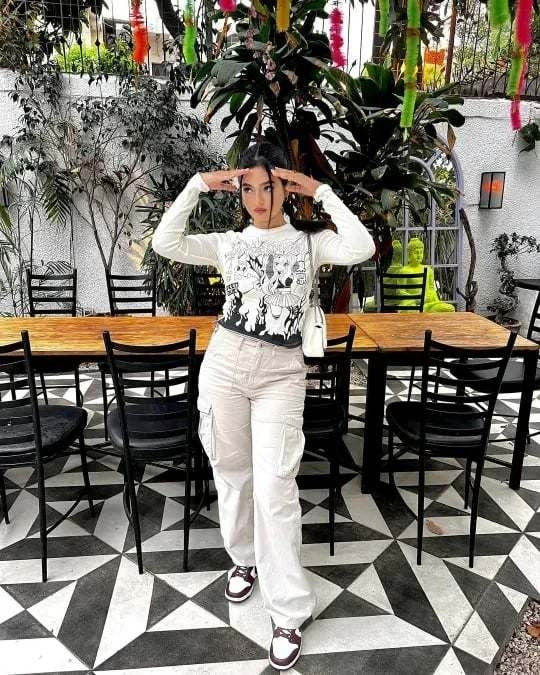 Emily - Elegant cargo pants