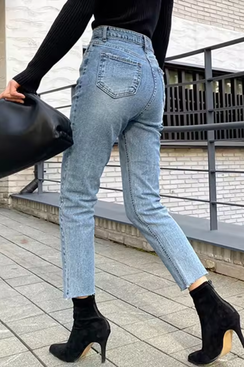 Nina | Women's Classic High Waist Jeans
