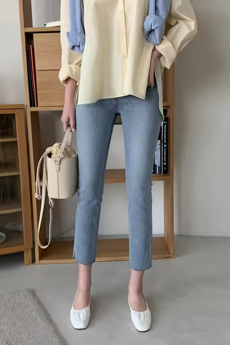 Lila | Women's Light Blue Straight-Leg Jeans