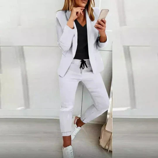 Clare - Long-sleeve blazer and pants