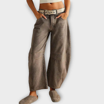 Women's wide-leg jeans