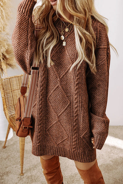 LP | Women's dress with round neckline and darts