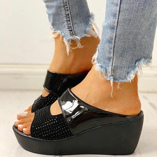 LP | Modern and airy sandals