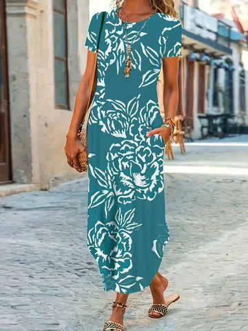 LP | Casual dress with short sleeves.
