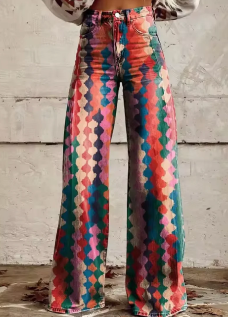 Wide pants with colorful print