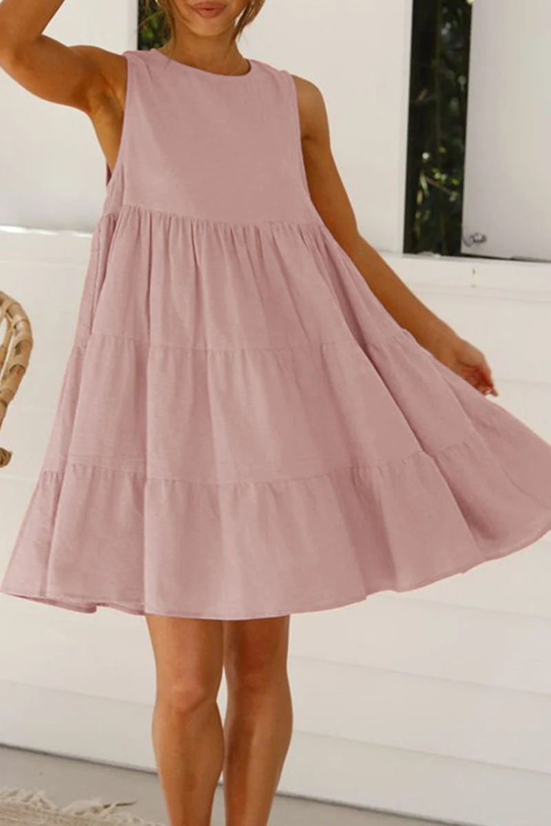 LP | Princess dresses with round neckline and casual, trendy patches