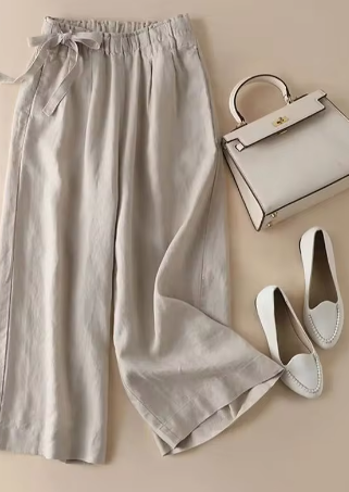 Straight-cut pants with khaki bow and high elastic waist